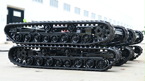 2米4长液压履带底盘