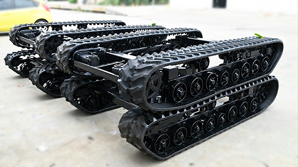 2米4长液压履带底盘