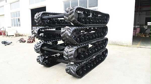 履带底盘结构性能特点！