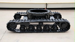 农户刚需品电驱履带底盘高耐用低消耗稳运行-春云机械