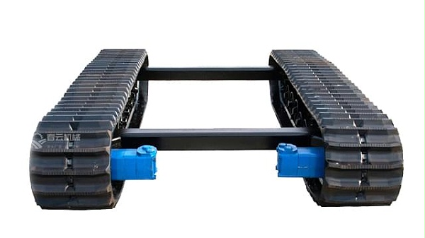 2米7液压马达底盘