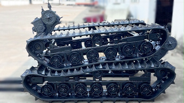 2米长变速箱履带底盘