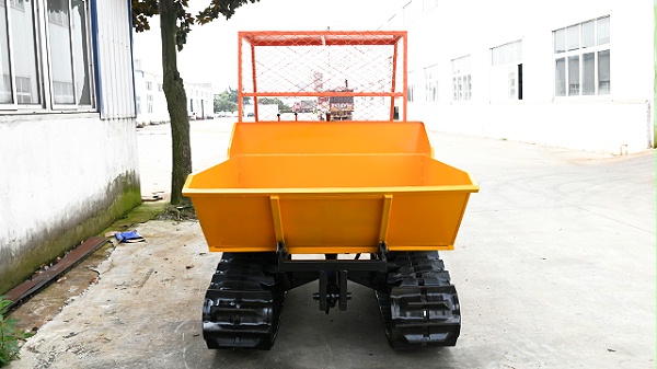 翻斗履带车
