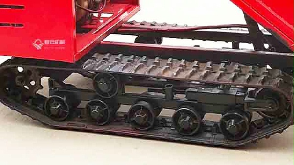 履带式自卸运输车