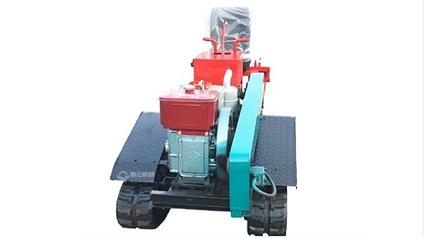 履带三角拖拉机