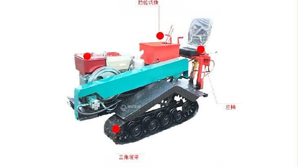 履带三角拖拉机