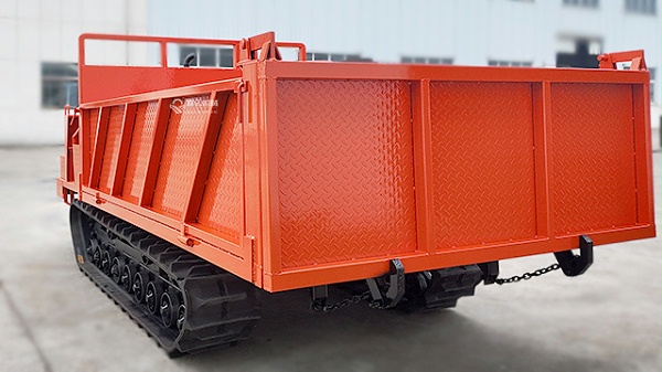 春云履带运输车