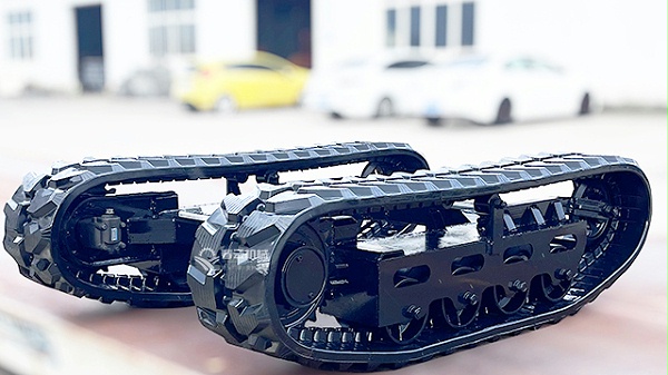 1米7长液压底盘