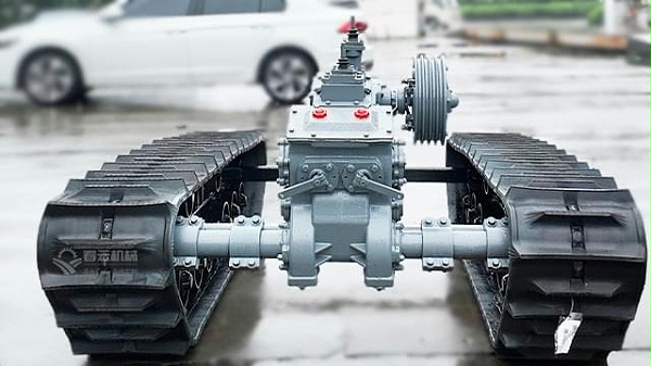 2米5长变速箱底盘 拷贝1.jpg