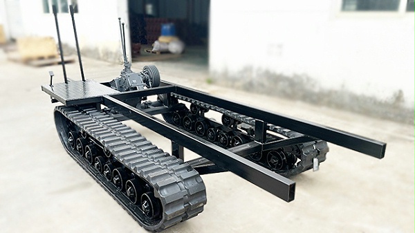 2米4长履带底盘