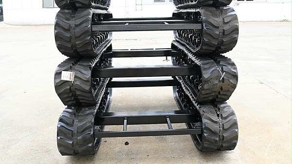 春云机械液压马达履带底盘