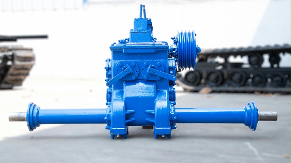 1春云CY-21变速箱 .jpg