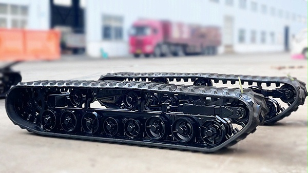 2米4长液压底盘