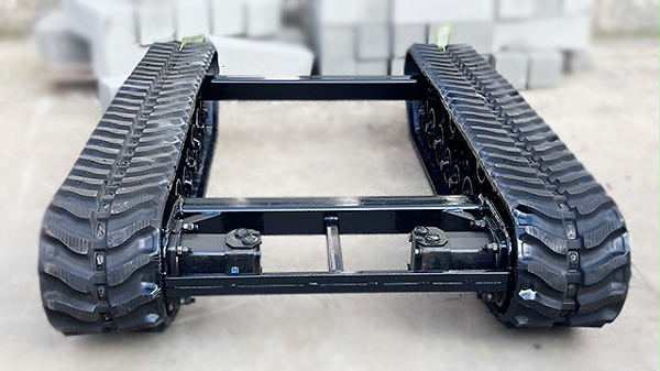 2米4长液压底盘