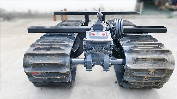 2米6长变速箱履带底盘