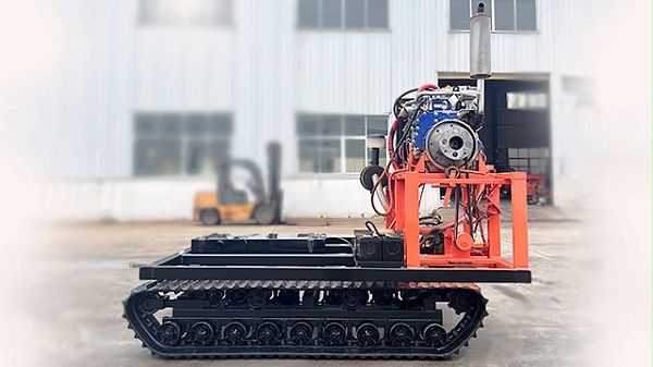 遥控履带车-无级变速箱大马力发动机