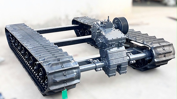 3米长变速箱履带底盘 拷贝1