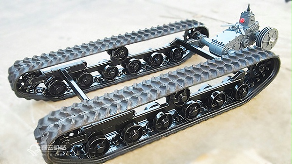 1米9长变速箱履带底盘