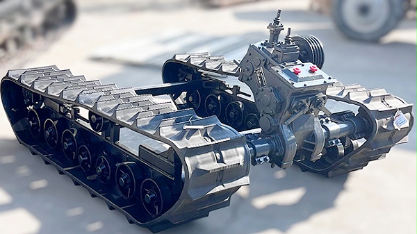 2米长变速箱底盘